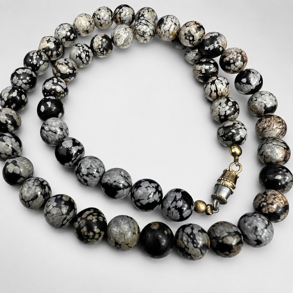 Snowflake Obsidian Beaded Necklace Black Grey Natural‎ Stone 16 Inch Gold Clasp